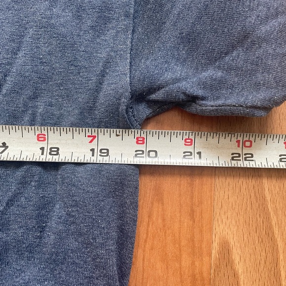 IS Design T-Shirt-Rare - Picture 9 of 9